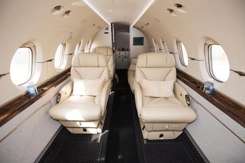 Открыть на весь экран Hawker 850XP 2